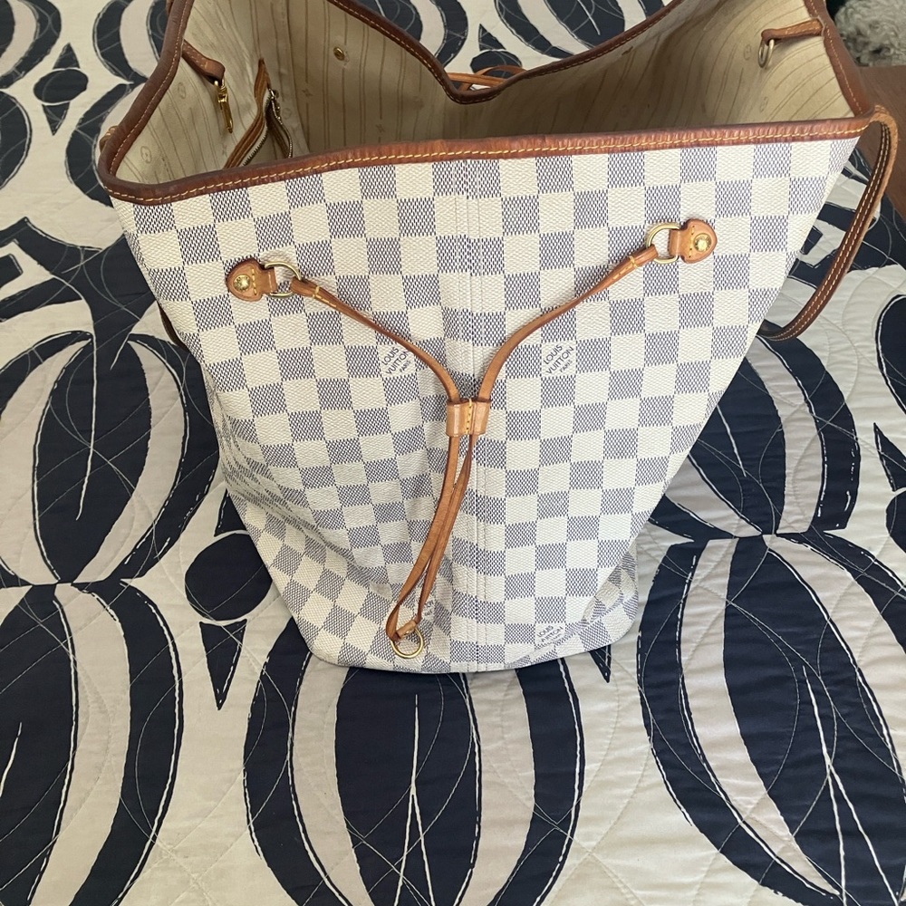 Authentic Louis Vuitton Neverfull GM Damier azur vintage 2012 - Picture 2 of 10